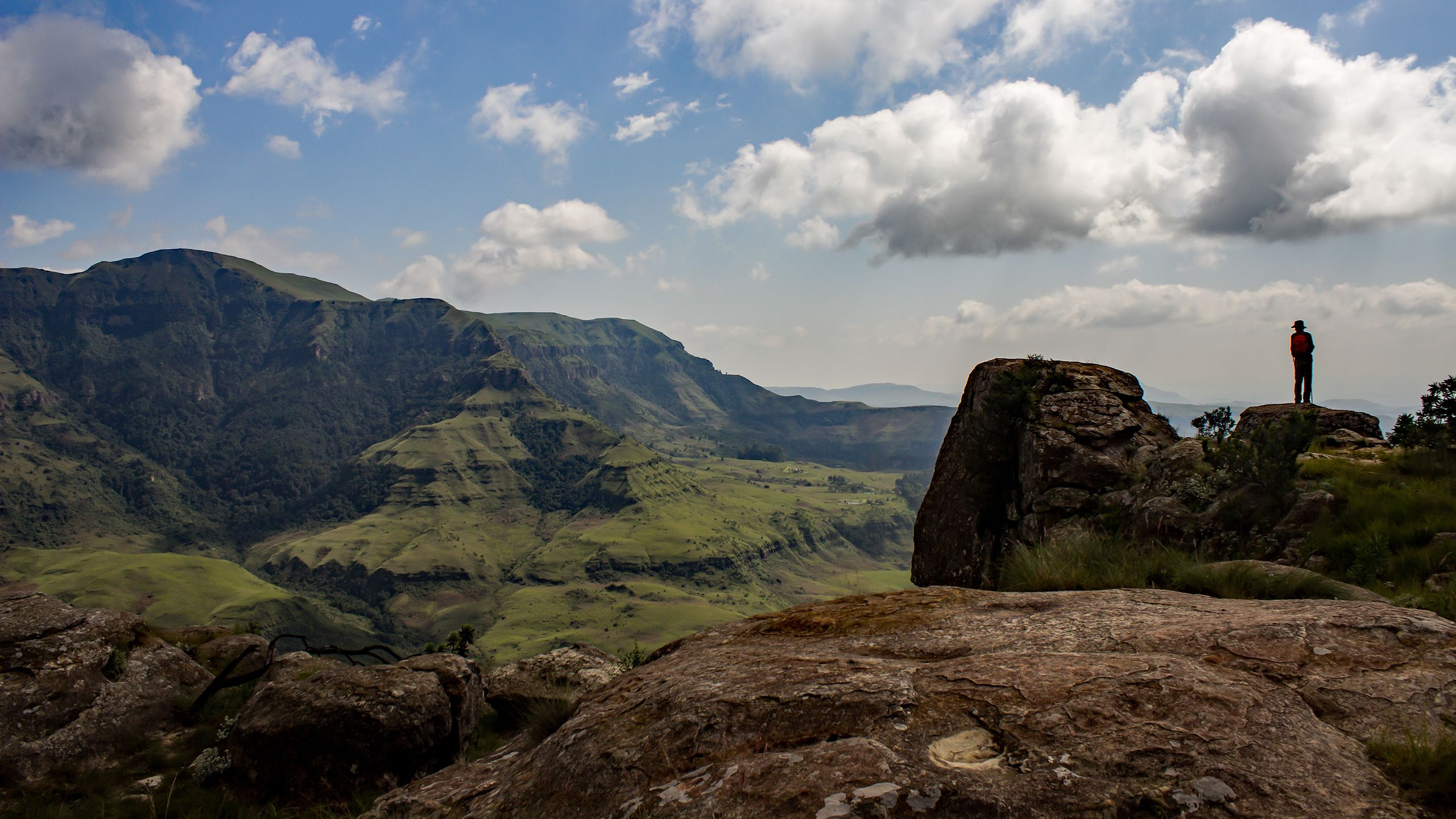 hiking africamps champagne valley drakensberg boutique glamping south africa